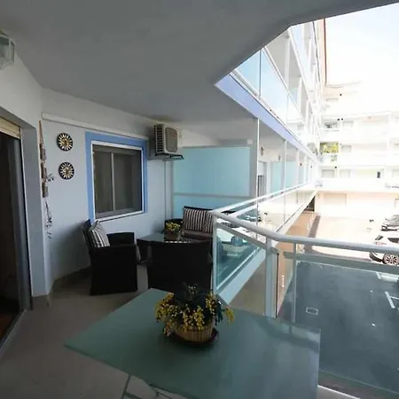V11 Piso 3 A 150 Metros De La Playa Apartamento *